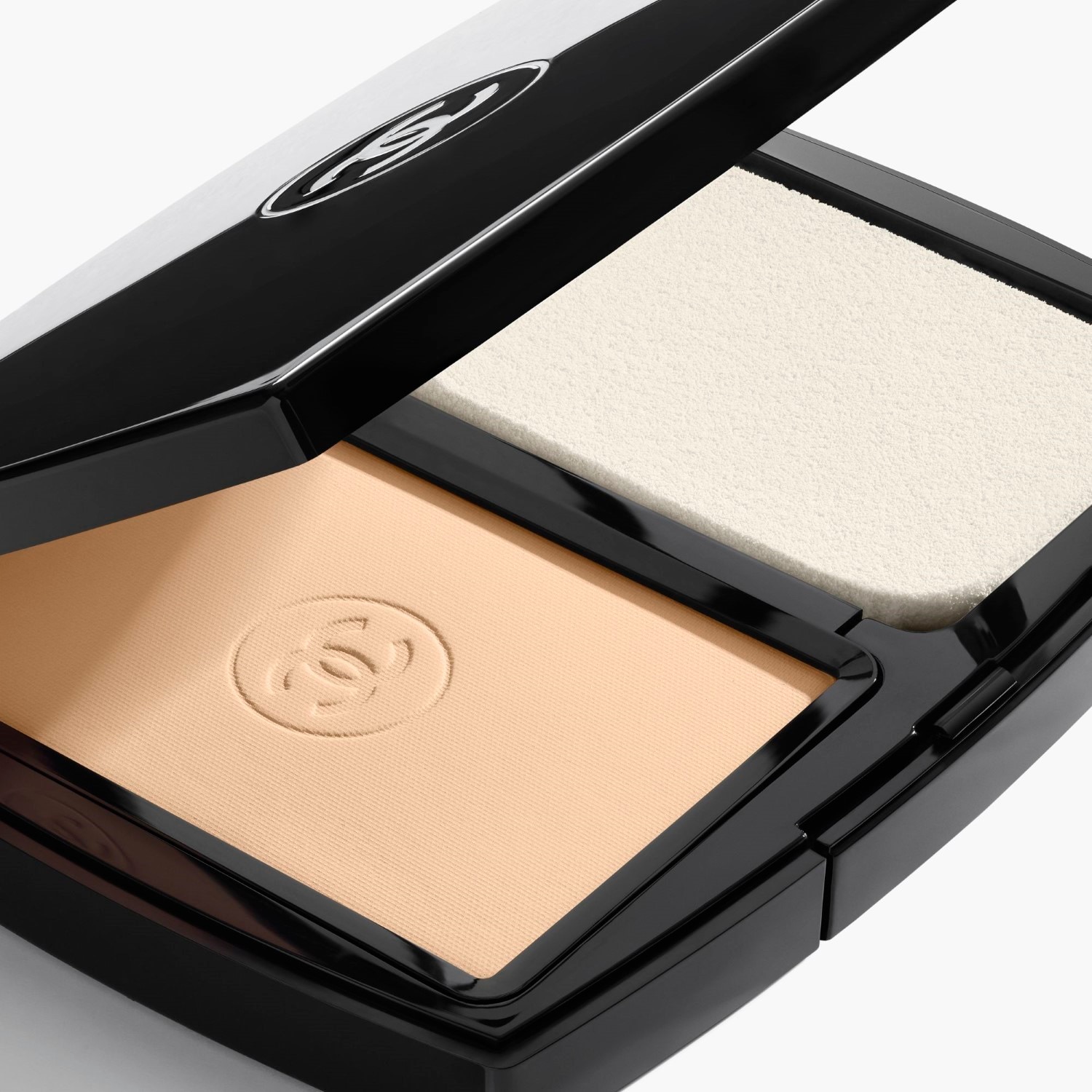 BASE DE MAQUILLAJE COMPACTO DE LARGA DURACIÓN ULTRACONFORTABLE ? ACABADO PERFECTO